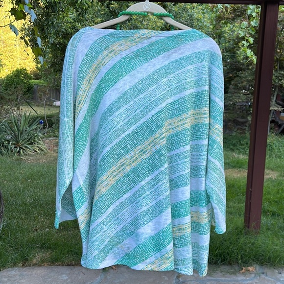 🌺 NALLY & MILLIE; Pretty Designer, Green/White/Yellow 3/4 Length Sleeve Top XL! - Picture 2 of 12